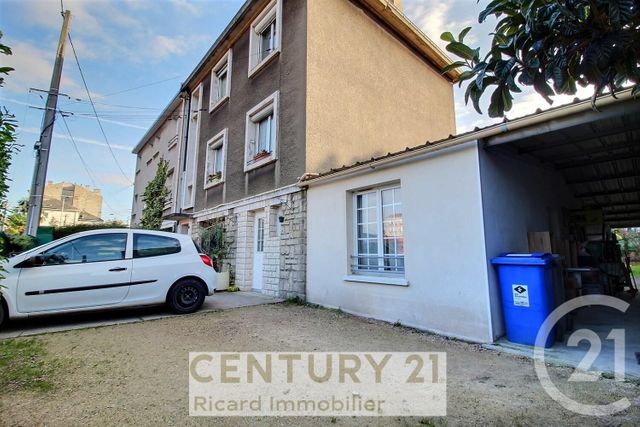 Appartement F3 à vendre - 3 pièces - 70.44 m2 - NOISY LE SEC - 93 - ILE-DE-FRANCE - Century 21 Ricard Immobilier