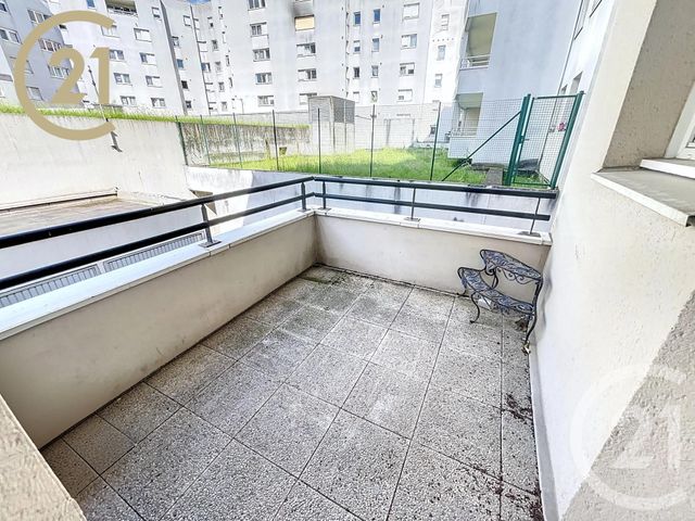 Afficher la photo en grand Appartement F1 à vendre - 1 pièce - 32.0 m2 - BONDY - 93 - ILE-DE-FRANCE - Century 21 Ricard Immobilier