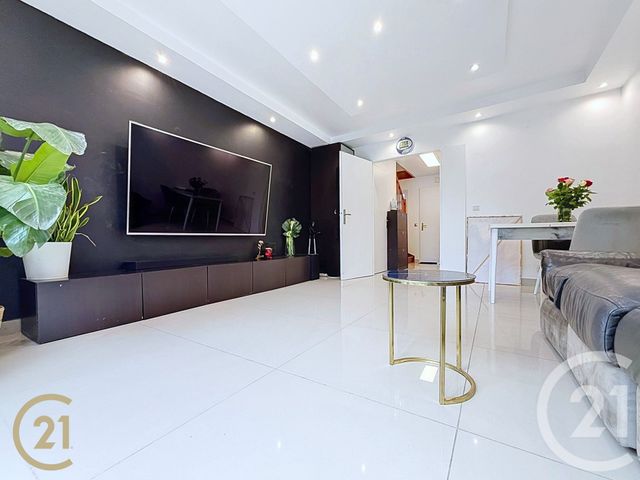 maison à vendre - 4 pièces - 74.5 m2 - BONDY - 93 - ILE-DE-FRANCE - Century 21 Ricard Immobilier