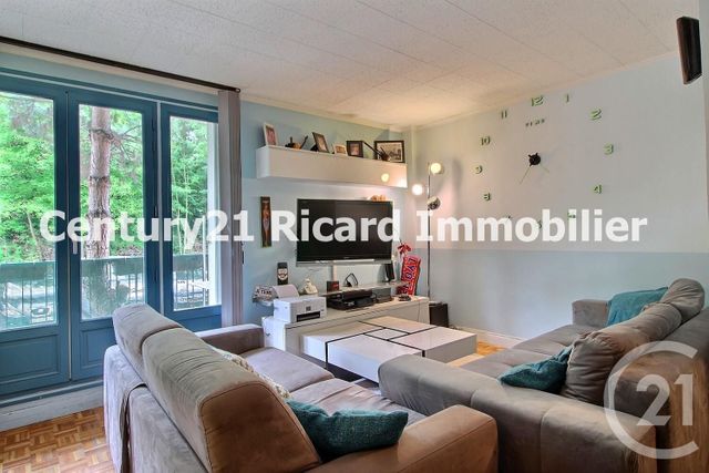 Appartement F3 à vendre - 3 pièces - 66.0 m2 - BONDY - 93 - ILE-DE-FRANCE - Century 21 Ricard Immobilier