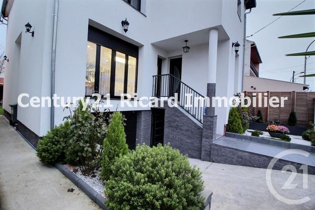 maison à vendre - 6 pièces - 196.86 m2 - BONDY - 93 - ILE-DE-FRANCE - Century 21 Ricard Immobilier