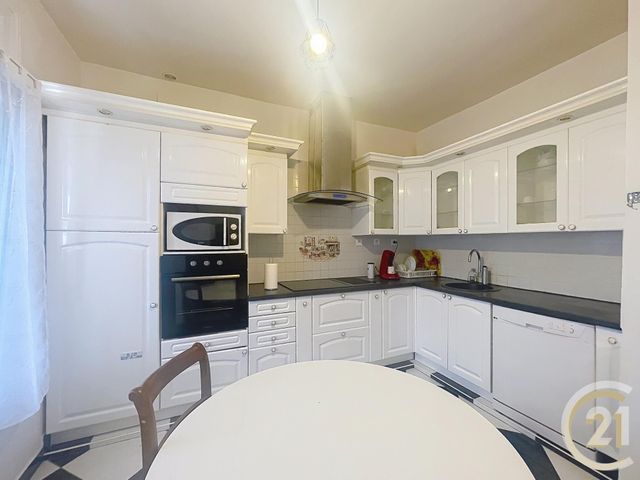 maison à vendre - 6 pièces - 139.29 m2 - BONDY - 93 - ILE-DE-FRANCE - Century 21 Ricard Immobilier