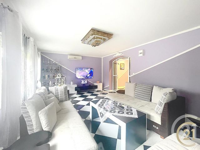 maison à vendre - 6 pièces - 139.29 m2 - BONDY - 93 - ILE-DE-FRANCE - Century 21 Ricard Immobilier