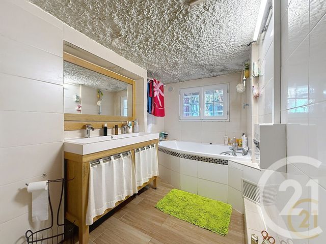 maison à vendre - 3 pièces - 137.8 m2 - BONDY - 93 - ILE-DE-FRANCE - Century 21 Ricard Immobilier