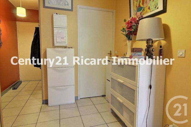 Afficher la photo en grand Appartement F3 à vendre - 3 pièces - 63.0 m2 - BONDY - 93 - ILE-DE-FRANCE - Century 21 Ricard Immobilier