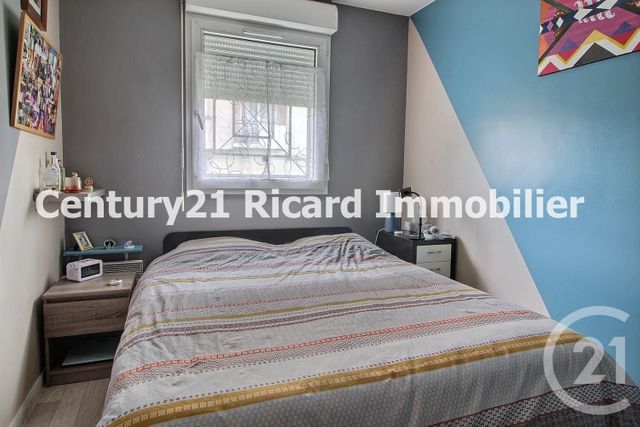 Afficher la photo en grand Appartement F3 à vendre - 3 pièces - 63.0 m2 - BONDY - 93 - ILE-DE-FRANCE - Century 21 Ricard Immobilier