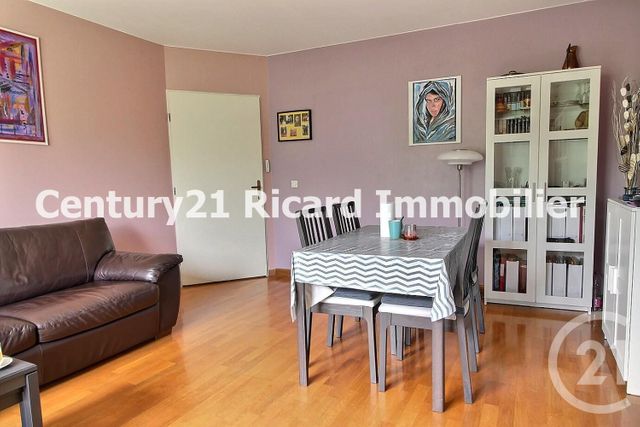 Afficher la photo en grand Appartement F3 à vendre - 3 pièces - 63.0 m2 - BONDY - 93 - ILE-DE-FRANCE - Century 21 Ricard Immobilier