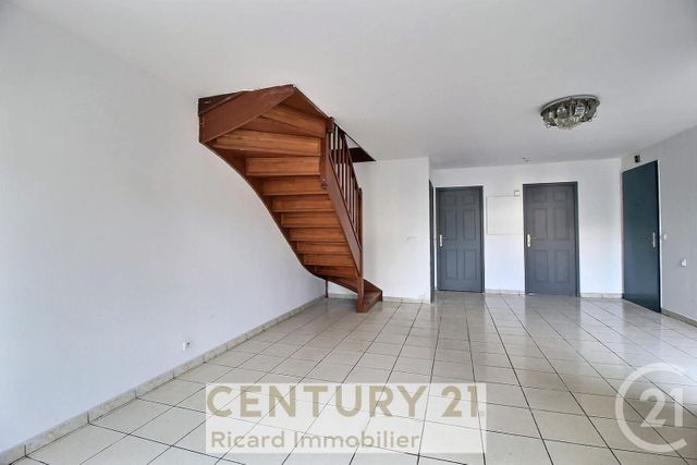 Appartement Duplex à vendre - 6 pièces - 93.46 m2 - BONDY - 93 - ILE-DE-FRANCE - Century 21 Ricard Immobilier