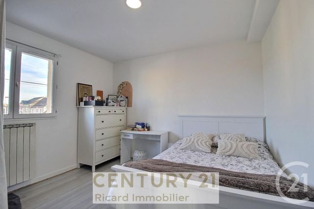 maison à vendre - 6 pièces - 133.19 m2 - BONDY - 93 - ILE-DE-FRANCE - Century 21 Ricard Immobilier