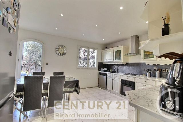 maison à vendre - 6 pièces - 133.19 m2 - BONDY - 93 - ILE-DE-FRANCE - Century 21 Ricard Immobilier