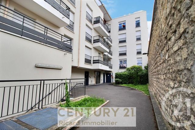 Appartement Duplex à vendre - 4 pièces - 67.44 m2 - NOISY LE SEC - 93 - ILE-DE-FRANCE - Century 21 Ricard Immobilier