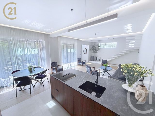 maison à vendre - 6 pièces - 114.57 m2 - BONDY - 93 - ILE-DE-FRANCE - Century 21 Ricard Immobilier