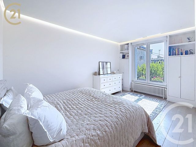 maison à vendre - 6 pièces - 114.57 m2 - BONDY - 93 - ILE-DE-FRANCE - Century 21 Ricard Immobilier