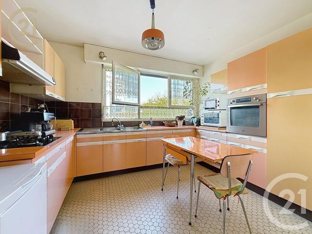 Appartement F4 à vendre - 4 pièces - 75.24 m2 - BONDY - 93 - ILE-DE-FRANCE - Century 21 Ricard Immobilier