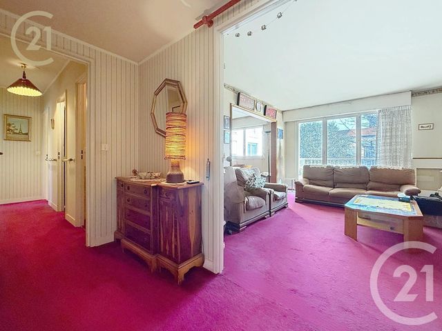 Appartement F4 à vendre - 4 pièces - 75.24 m2 - BONDY - 93 - ILE-DE-FRANCE - Century 21 Ricard Immobilier