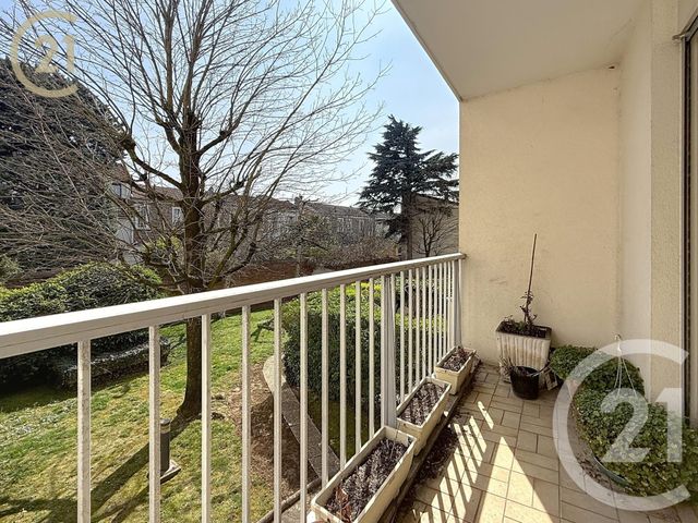 Appartement F4 à vendre - 4 pièces - 75.24 m2 - BONDY - 93 - ILE-DE-FRANCE - Century 21 Ricard Immobilier