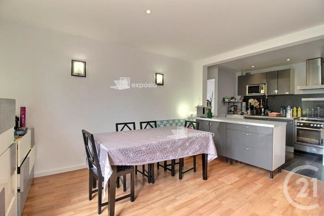 Appartement F3 à vendre - 4 pièces - 66.15 m2 - BONDY - 93 - ILE-DE-FRANCE - Century 21 Ricard Immobilier