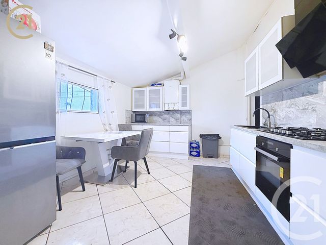maison à vendre - 4 pièces - 132.71 m2 - BONDY - 93 - ILE-DE-FRANCE - Century 21 Ricard Immobilier