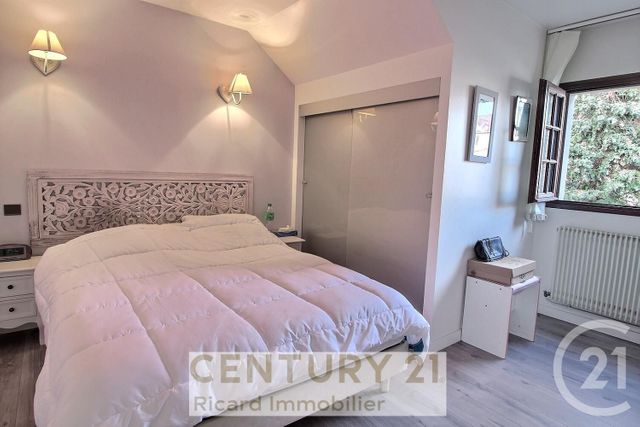 Afficher la photo en grand maison à vendre - 6 pièces - 152.0 m2 - BONDY - 93 - ILE-DE-FRANCE - Century 21 Ricard Immobilier