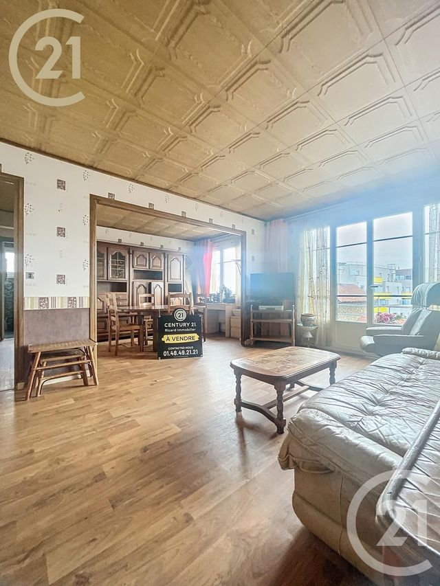 Afficher la photo en grand Appartement F4 à vendre - 4 pièces - 70.0 m2 - NOISY LE SEC - 93 - ILE-DE-FRANCE - Century 21 Ricard Immobilier