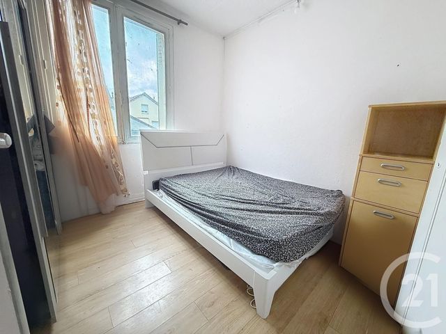 Appartement F3 à vendre - 3 pièces - 54.74 m2 - NOISY LE SEC - 93 - ILE-DE-FRANCE - Century 21 Ricard Immobilier