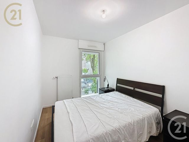 Afficher la photo en grand Appartement F3 à vendre - 3 pièces - 55.0 m2 - NOISY LE SEC - 93 - ILE-DE-FRANCE - Century 21 Ricard Immobilier