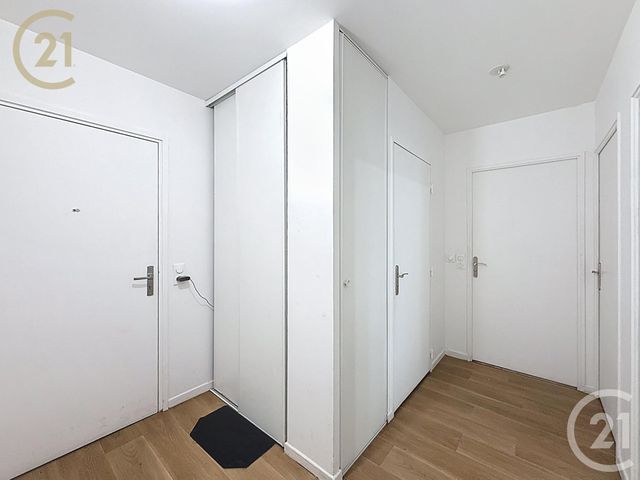 Afficher la photo en grand Appartement F3 à vendre - 3 pièces - 55.0 m2 - NOISY LE SEC - 93 - ILE-DE-FRANCE - Century 21 Ricard Immobilier