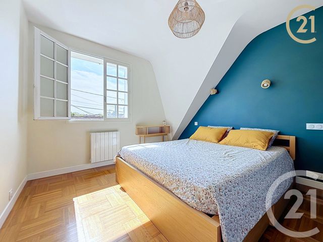 maison à vendre - 6 pièces - 120.0 m2 - BONDY - 93 - ILE-DE-FRANCE - Century 21 Ricard Immobilier