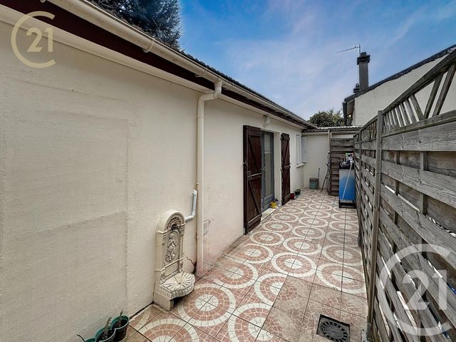 maison à vendre - 7 pièces - 184.0 m2 - BONDY - 93 - ILE-DE-FRANCE - Century 21 Ricard Immobilier