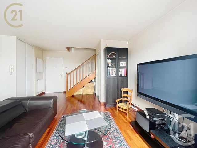 Afficher la photo en grand Appartement F4 à vendre - 4 pièces - 89.0 m2 - BONDY - 93 - ILE-DE-FRANCE - Century 21 Ricard Immobilier