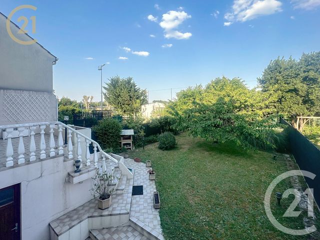 Afficher la photo en grand maison à vendre - 6 pièces - 123.0 m2 - BONDY - 93 - ILE-DE-FRANCE - Century 21 Ricard Immobilier