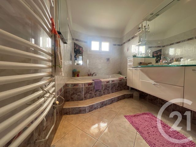 Afficher la photo en grand maison à vendre - 6 pièces - 123.0 m2 - BONDY - 93 - ILE-DE-FRANCE - Century 21 Ricard Immobilier