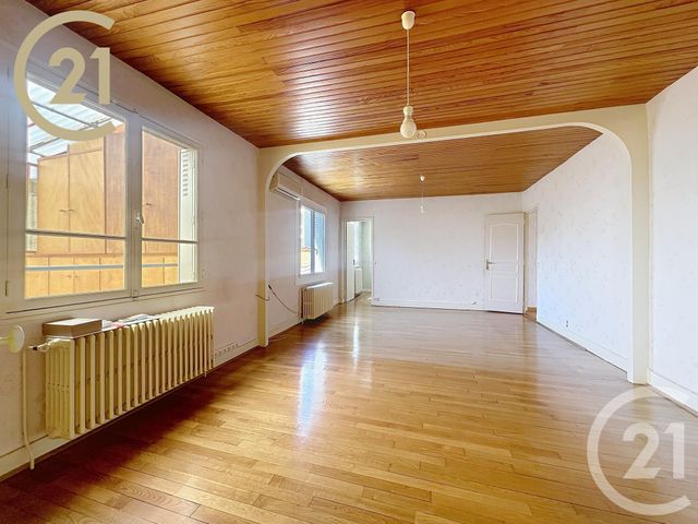 Afficher la photo en grand maison à vendre - 11 pièces - 203.0 m2 - BONDY - 93 - ILE-DE-FRANCE - Century 21 Ricard Immobilier