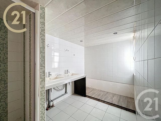 Afficher la photo en grand maison à vendre - 11 pièces - 203.0 m2 - BONDY - 93 - ILE-DE-FRANCE - Century 21 Ricard Immobilier