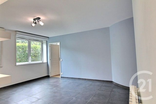 Appartement à vendre - 2 pièces - 46.6 m2 - ROSNY SOUS BOIS - 93 - ILE-DE-FRANCE - Century 21 Ricard Immobilier