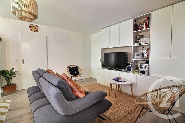 Appartement F4 à vendre - 4 pièces - 78.67 m2 - ROSNY SOUS BOIS - 93 - ILE-DE-FRANCE - Century 21 Ricard Immobilier