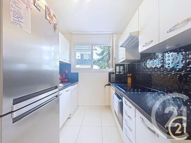 Appartement F3 à vendre - 3 pièces - 61.25 m2 - BONDY - 93 - ILE-DE-FRANCE - Century 21 Ricard Immobilier
