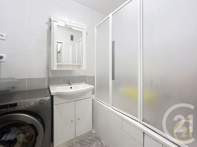 Appartement F3 à vendre - 3 pièces - 61.25 m2 - BONDY - 93 - ILE-DE-FRANCE - Century 21 Ricard Immobilier