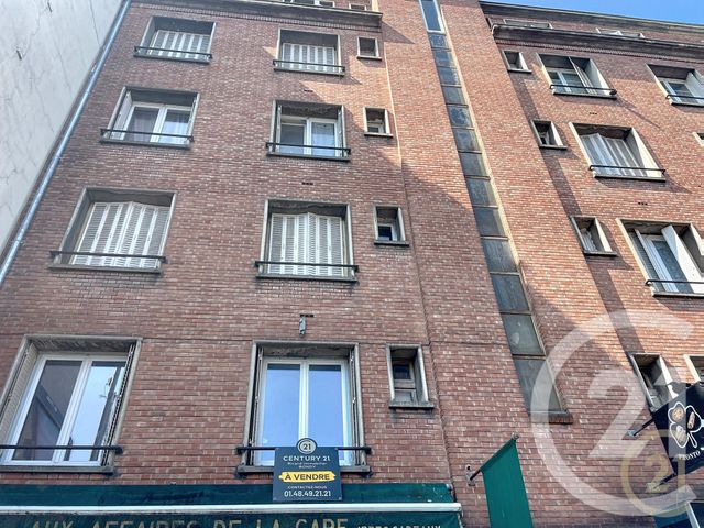 Afficher la photo en grand Appartement F3 à vendre - 3 pièces - 75.0 m2 - NOISY LE SEC - 93 - ILE-DE-FRANCE - Century 21 Ricard Immobilier