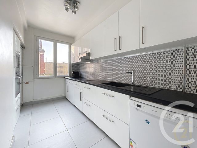 Afficher la photo en grand Appartement F3 à vendre - 3 pièces - 75.0 m2 - NOISY LE SEC - 93 - ILE-DE-FRANCE - Century 21 Ricard Immobilier