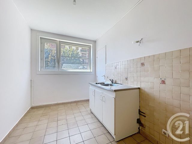 Appartement F3 à vendre - 3 pièces - 55.0 m2 - BONDY - 93 - ILE-DE-FRANCE - Century 21 Ricard Immobilier