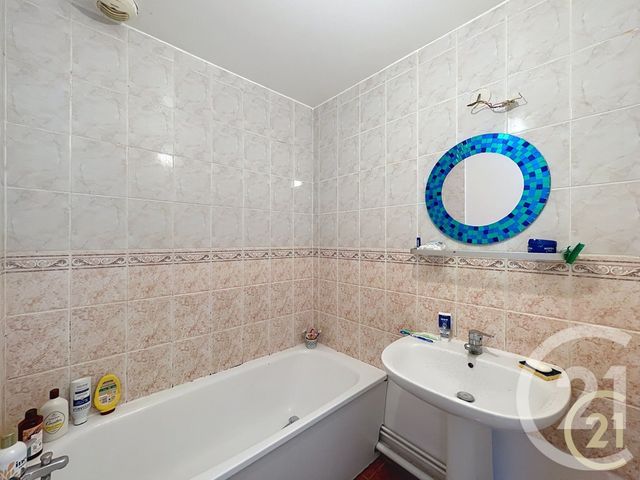 maison à vendre - 4 pièces - 76.21 m2 - BONDY - 93 - ILE-DE-FRANCE - Century 21 Ricard Immobilier