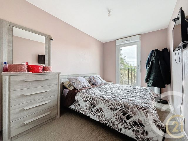 Appartement F3 à vendre - 3 pièces - 60.01 m2 - BONDY - 93 - ILE-DE-FRANCE - Century 21 Ricard Immobilier