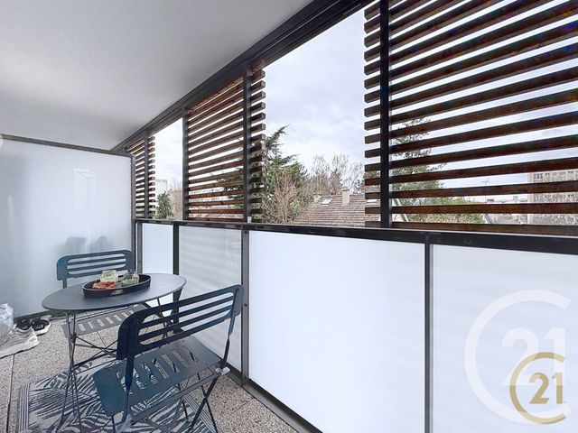 Appartement F3 à vendre - 3 pièces - 60.01 m2 - BONDY - 93 - ILE-DE-FRANCE - Century 21 Ricard Immobilier