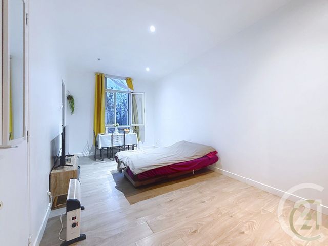 Appartement F1 à vendre - 1 pièce - 25.8 m2 - NOISY LE SEC - 93 - ILE-DE-FRANCE - Century 21 Ricard Immobilier