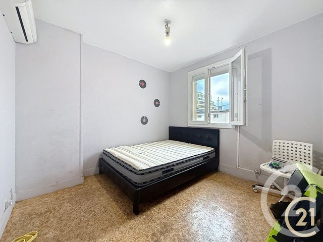 maison à vendre - 5 pièces - 93.62 m2 - BONDY - 93 - ILE-DE-FRANCE - Century 21 Ricard Immobilier