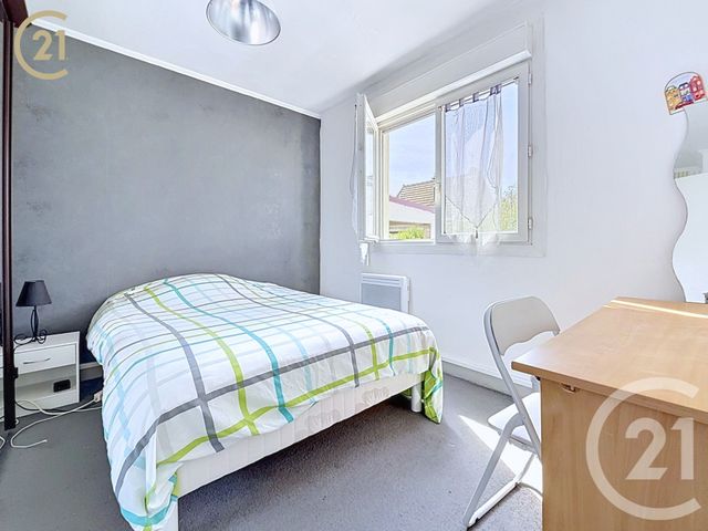 maison à vendre - 5 pièces - 93.85 m2 - BONDY - 93 - ILE-DE-FRANCE - Century 21 Ricard Immobilier