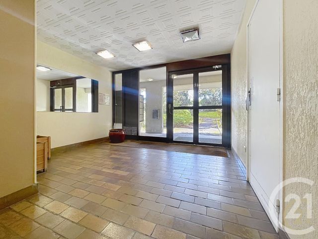 Appartement F3 à vendre - 3 pièces - 62.4 m2 - BONDY - 93 - ILE-DE-FRANCE - Century 21 Ricard Immobilier