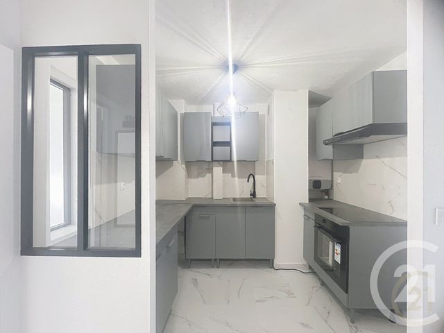 Appartement F2 à vendre - 2 pièces - 37.0 m2 - NOISY LE SEC - 93 - ILE-DE-FRANCE - Century 21 Ricard Immobilier