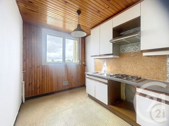 Appartement F3 à vendre - 3 pièces - 55.0 m2 - BONDY - 93 - ILE-DE-FRANCE - Century 21 Ricard Immobilier